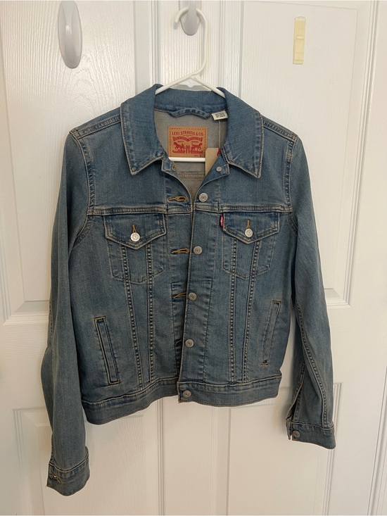Levi's Jackets & Blazers - Levi's Blue Denim Jacket